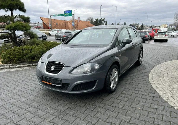 seat dzierżoniów Seat Leon cena 17900 przebieg: 316000, rok produkcji 2011 z Dzierżoniów